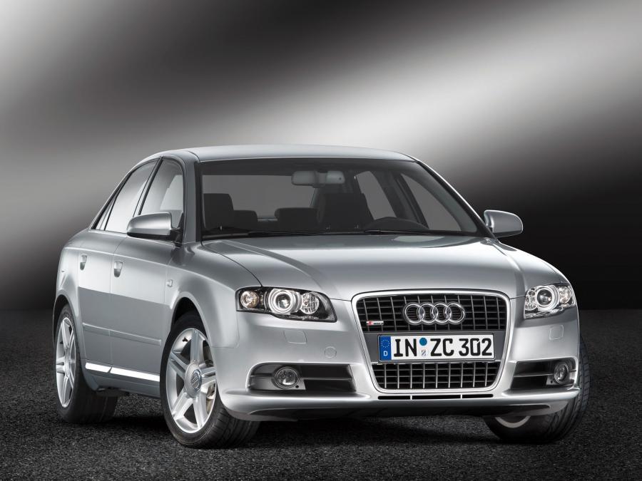  Audi A4 2.0T S-Line Sedan (B7, 8E) 2004 года  (фото 1 из 3)